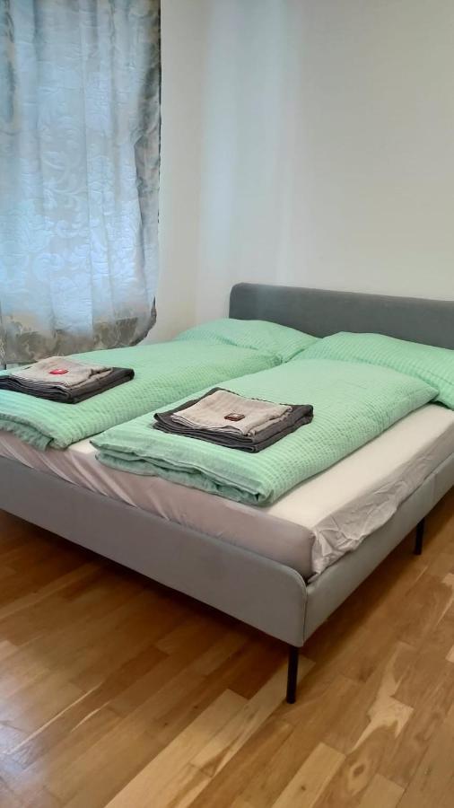 Cozynite Premium Apartment Stadthalle Vienna Esterno foto