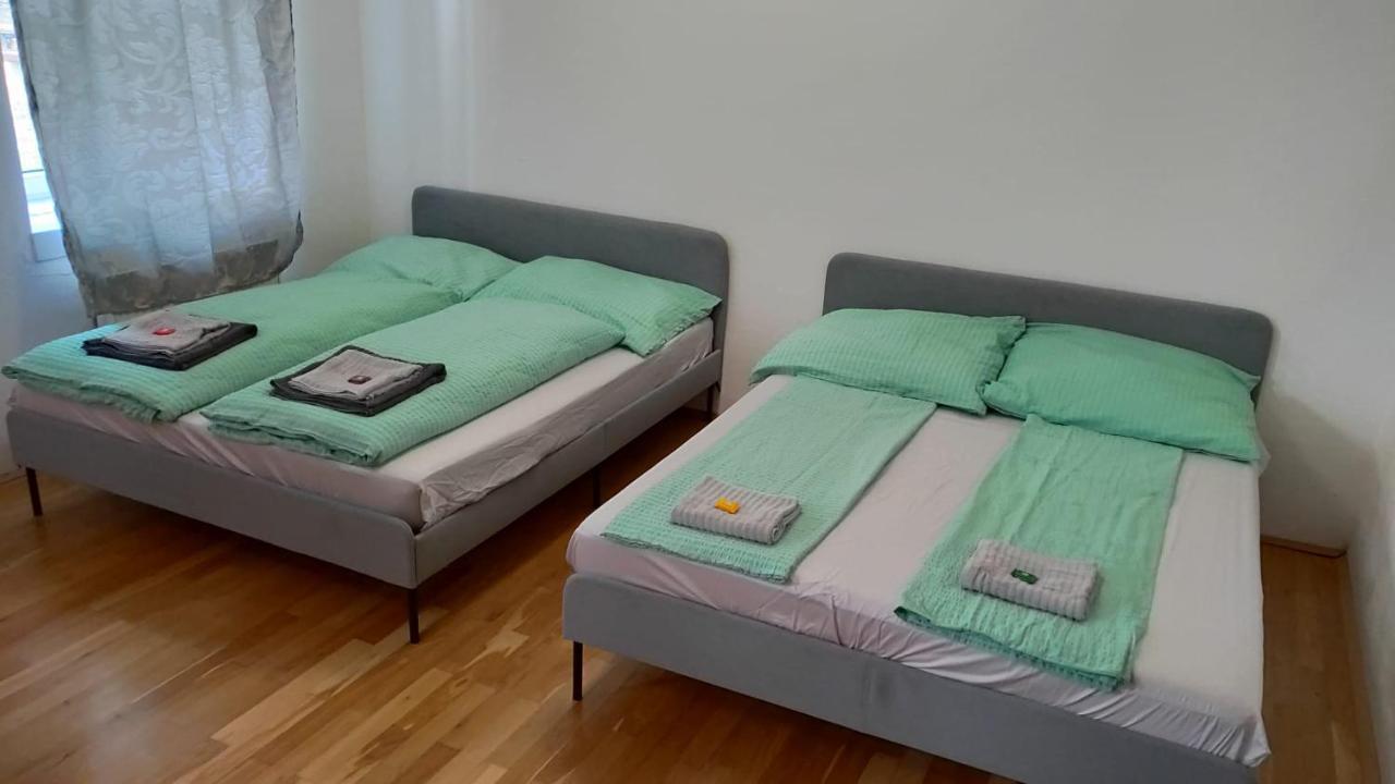 Cozynite Premium Apartment Stadthalle Vienna Esterno foto