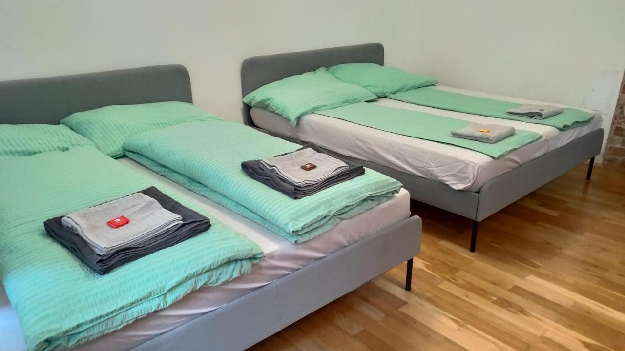 Cozynite Premium Apartment Stadthalle Vienna Esterno foto
